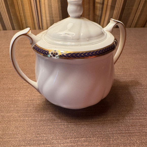 Wedgwood Royal Lapis Bone China – UNUSED – Discontinued - Picture 2 of 16